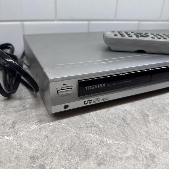 Toshiba DVD  ideo Player SD-430V Works, with Remote - Picture 2 of 15